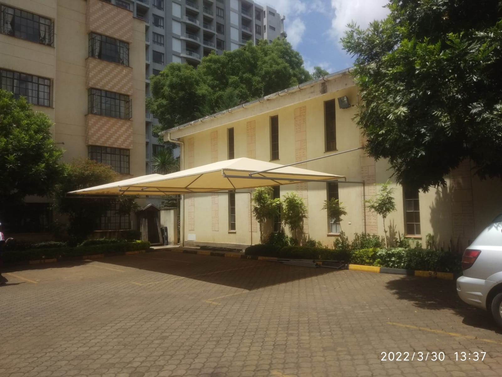 multiple car parking shade